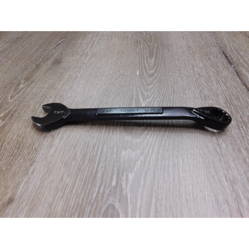Very nice Craftsman Black Oxide 11/16 Combo Wrench Universal Spline 12961  D-ab